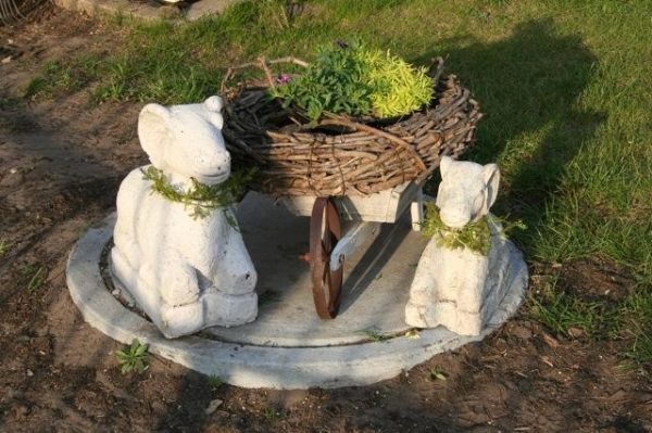 декор крышки септика своими руками
