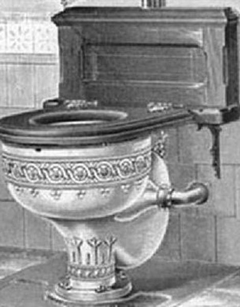 Самые старые унитазы